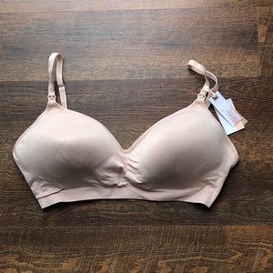 Jessica Simpson Maternity & Nursing Bra